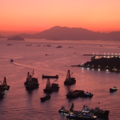 upinnowhere's profile picture. 