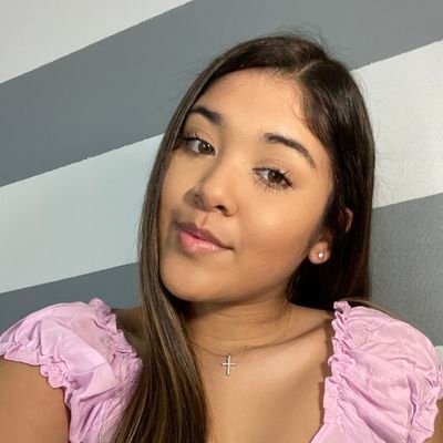 james_stua18085's profile picture.