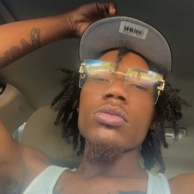 ItzRod20's profile picture. Bisexual 💪🏽🙊 IG: Only1KCarter Snap: Ohitzkezaliyah