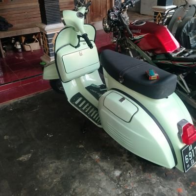 bambang4298's profile picture. 