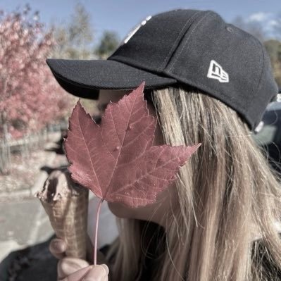 Nuvadee4's profile picture. 