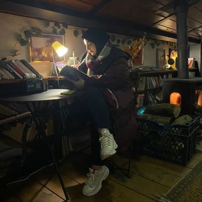 janoudi00's profile picture. مصابة بالقراءة، أول من استبدل الكافيين بالخط العربي، أجهش باستخدام الأدب، وأعرفُ أنّه {يُدَبِّرُ الْأَمْرَ مِنَ السَّمَاءِ إِلَى الْأَرْضِ}.