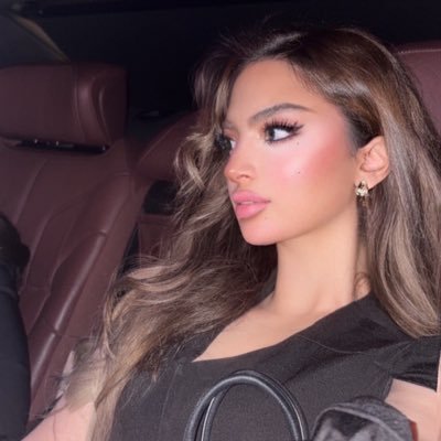 hhhuudda's profile picture. 