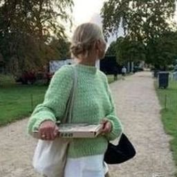 xievuj4269's profile picture. 