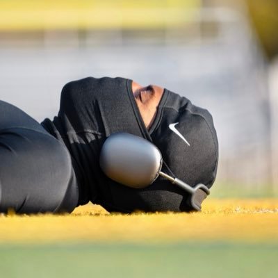 TajPowell5's profile picture. 3️⃣⭐️ x @LouisvilleFB l NKL, LB, DE l Bench 320 l Squat 430 6’2 210 l C/O 26’ l📱 330-208-8895 l OLB,SS l 3.9 GPA