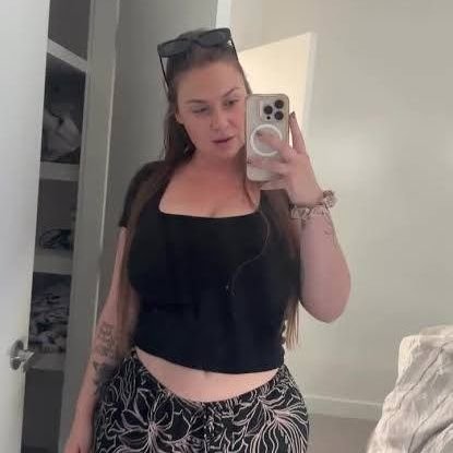 NOlivia96149's profile picture. Just a sweet mum next door here to have some fun 👄