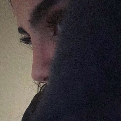 i_i5o2's profile picture. يعذربني مزاج ما يوالفّ شي .