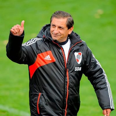 FranCodutti_27's profile picture. River 🤍❤️🤍
@Franprivado_