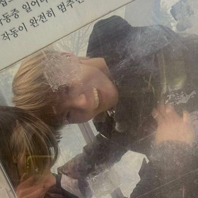 sr8ick's profile picture. 