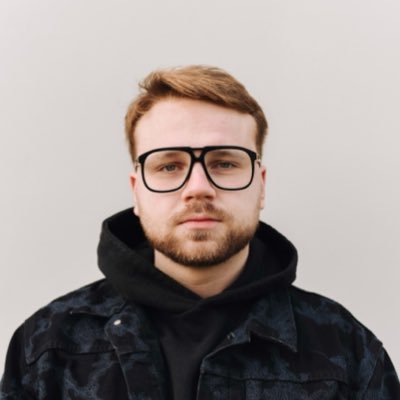 OndrejPetr's profile picture. 14+ let v Social Media Marketingu. Dělám socky, edituju videa, jsem youtubový historik a sebezvaný kreativec • Moje tweety jsou pouze moje názory.