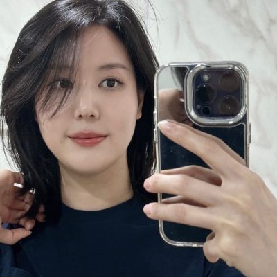 r3pi7cl19b40393's profile picture. `_____我主号 @ShannonWat16255