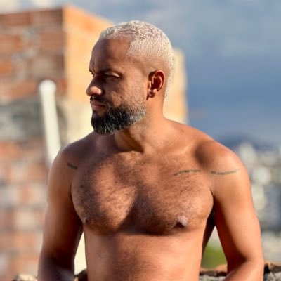 mineiroerrejota's profile picture. cabeçudo grande grosso 🍆