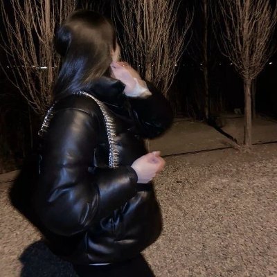 heyy_clumsy's profile picture. Can't talk, nazar andaaz only