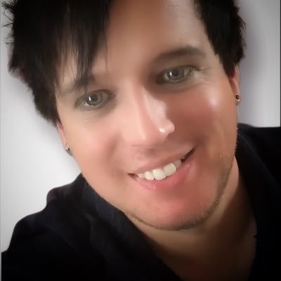 trevorcraigTC's profile picture. JUST TRIPPING THROUGH LIFE TRYING TO SURVIVE AND SINGING A FEW SONGS (badly 😩😂) ALONG THE WAY.. LOVE TO YOU ALL ✨❤️✨❤️✨