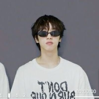 slweepichi's profile picture. lol que pongo acá? Leehan mi espíritu animal y así todo así