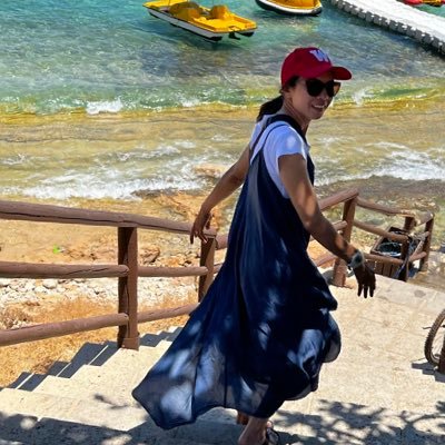 LoveMeLoveMyBe's profile picture. Global citizens, You may say I'm a dreamer But I'm not the only one. LFC supporter ⚽️🦾