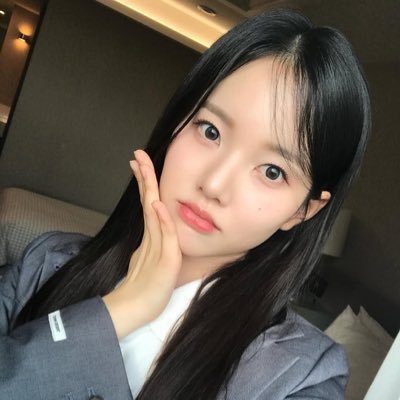 wakeupleesoojin's profile picture. 