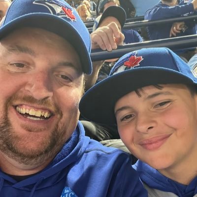 shawnsJays's profile picture. #lightsupletsgo #raisehail