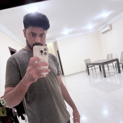 M_Usmanahmed's profile picture. First deserve then desire.