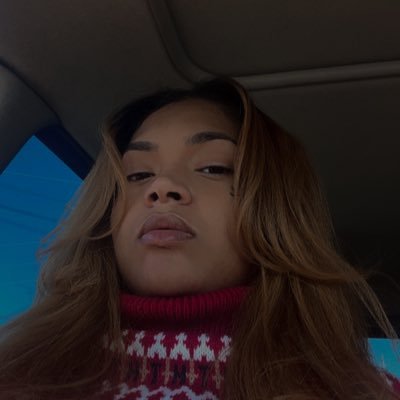 DSELsaj's profile picture. 27 - ♊️♑️♌️