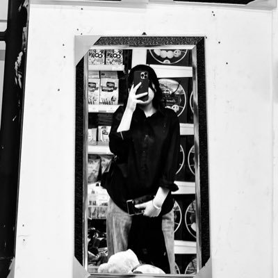 whyysaba's profile picture. posting about him❤️🩹