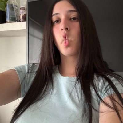 valennairr's profile picture. we accept the love we think we deserve