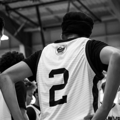 PrabhKaler__'s profile picture. Class of 2028🇨🇦 2029🇺🇸| 6’1 guard | Born 2010| Winnipeg, Manitoba prabhroopkaler@gmail.com