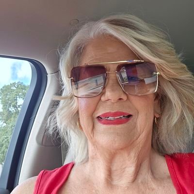 dba2005's profile picture. 