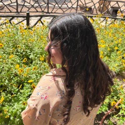 Damorna_'s profile picture. زندگی تو شهری که شبش پر ستارس...