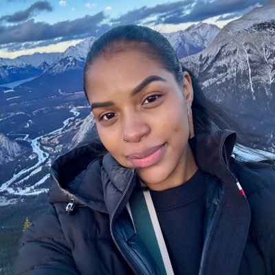 KubraYacubMust's profile picture. I never lack , I just transition. Founder of @cosmetics_by_kym