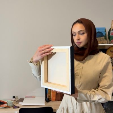 AlyaasArt's profile picture. Married. Momma.  Painter based in Canada. For prints and originals: