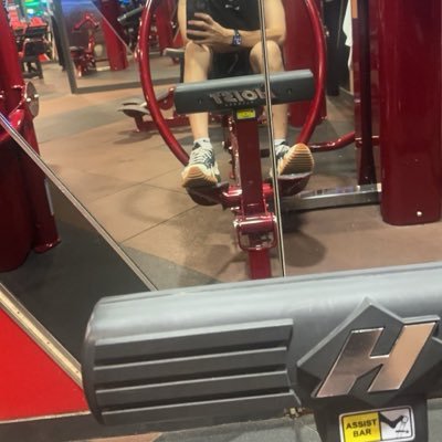 Arbert1015's profile picture. 179/73 /36/0.5/17/4 台中 🚀找不分 找互相