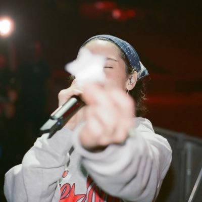 0lloff's profile picture. 🔍