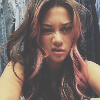 gloryscarr's profile picture. stealing 🆒 mutuals