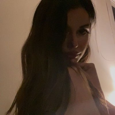 llvrii7's profile picture. i’d do anything for me , i love me