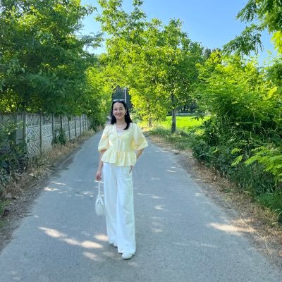 DurkayaBuse's profile picture. Anılar duman olmuş