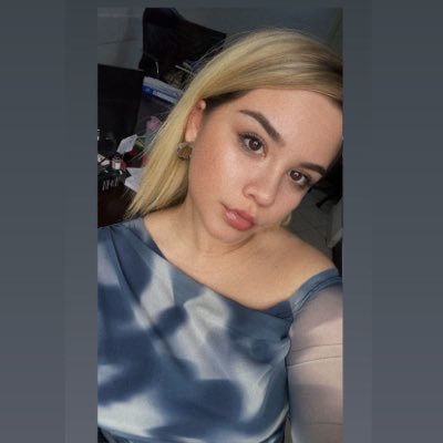 meleeek_16's profile picture. Ruhumun dili notalarda gizli.  🎧