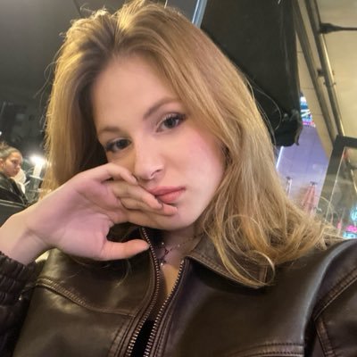 anomesasia's profile picture.