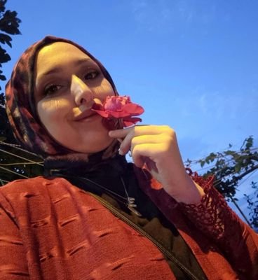 bubayabayaelif's profile picture. bazı şeyleri sadece allah'a anlatabilirsin.