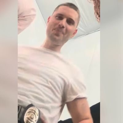 Jess_Scott89's profile picture. #NightsInStereo    #SwatExiles
#HakunaMatata
#RonenRubinstein  #JudeReddick