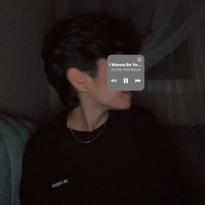 Whyleesh's profile picture. لان كل شي له سبب