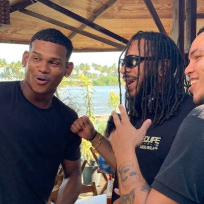 ryanadryaan's profile picture. bem vindo ao perfil onde você entra curioso e sai confuso