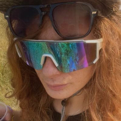 KuelaVera's profile picture. Non so se hai presente una puttana ottimista e di sinistra