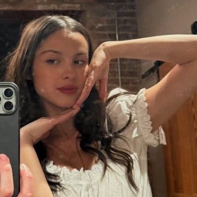 wklydays's profile picture. y’all think it’s hot today wait til you go to hell for hating ian gallagher