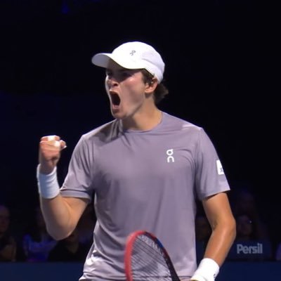 Rafadarosa's profile picture. só pra acompanhar o Fonseca 🎾✨