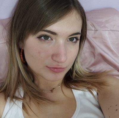 florchu0502's profile picture. I'm a rocket ship on my way to Mars
On a collision course