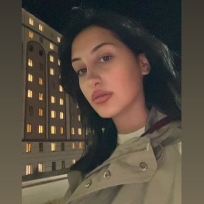 beyzishhh's profile picture. 