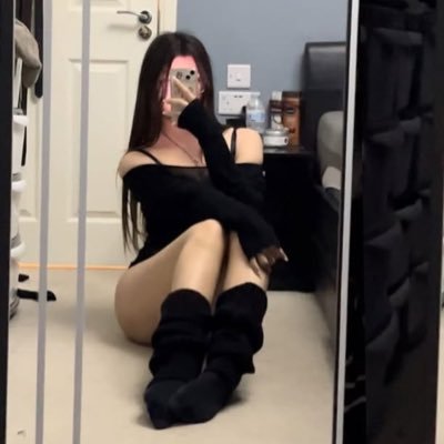 CatGirlLara's profile picture. 19| I like taking advantage of vulnerable men 🤍 £25 initial tribute| dm for verification