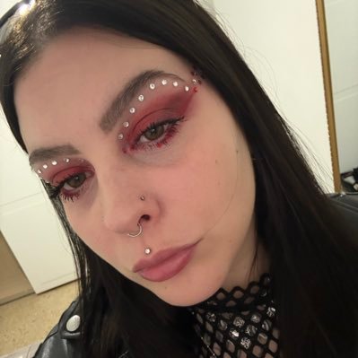 schlagstern's profile picture. it’s me, hi, i’m the problem it’s me