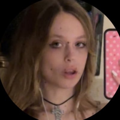 angel2sweets's profile picture. holli wanna be a star ★ tiktok- gglouise22 ✚